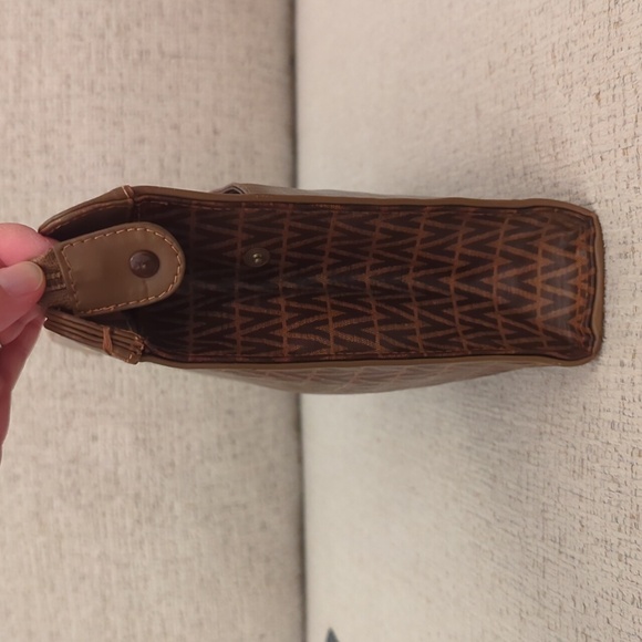 Mario Valentino Brown Clutch - Picture 6 of 10